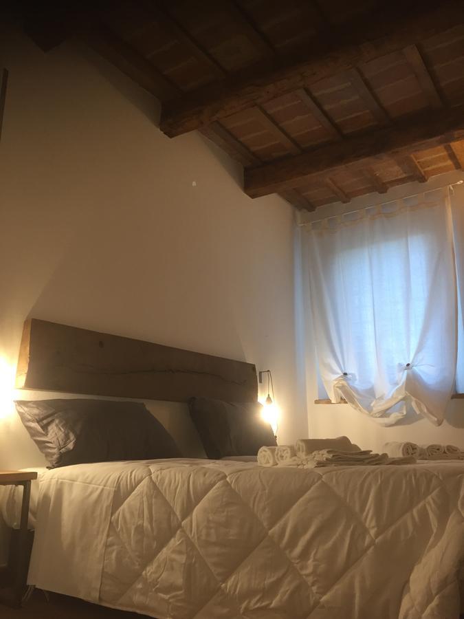 Tabano Ristorante-Casolare Bed & Breakfast Iesi Exterior photo