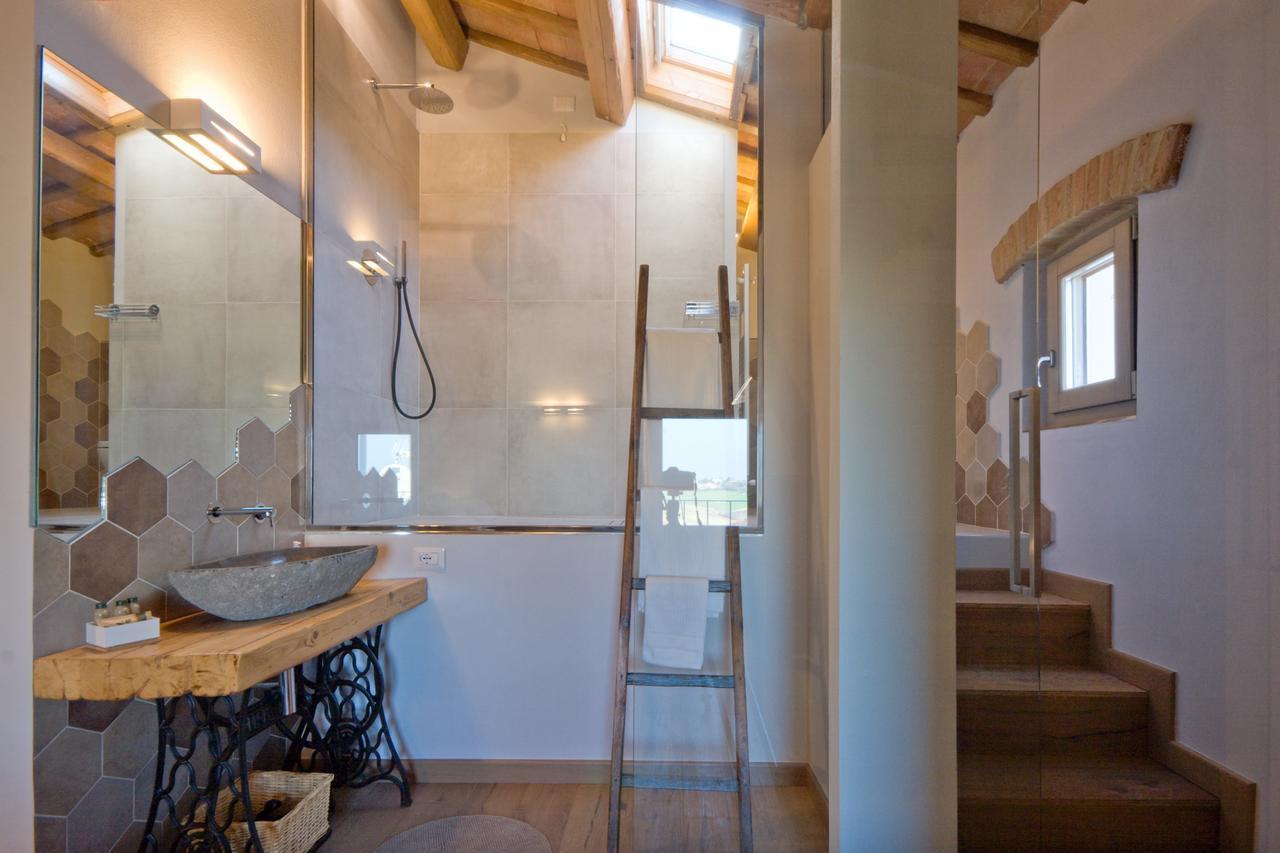 Tabano Ristorante-Casolare Bed & Breakfast Iesi Exterior photo